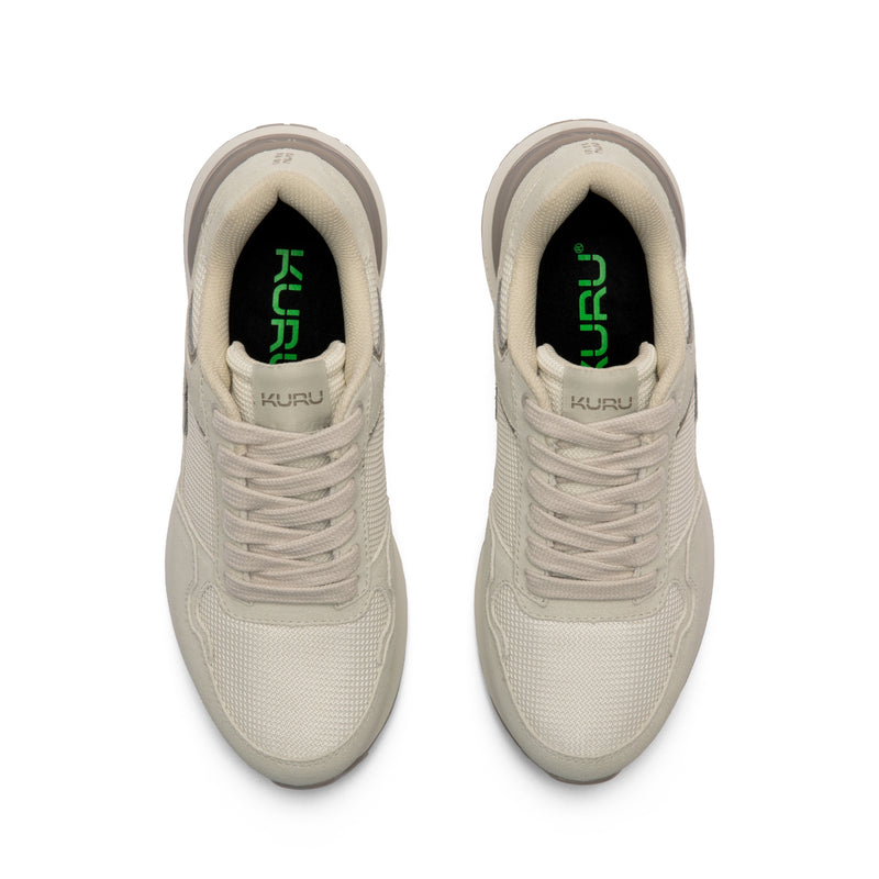 Top-down view of the KURU APOGEE Unisex Sneaker in Sand-Ecru.