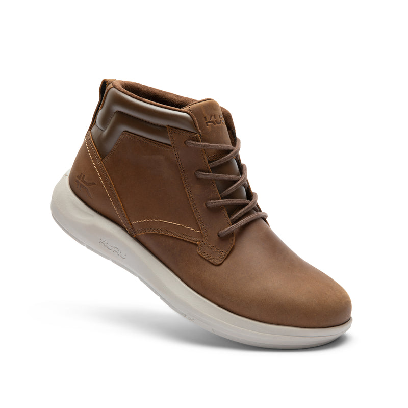 Angled profile view of the KURU DRAFT Aalto Men's Slipper in Cashew Brown-Sand.