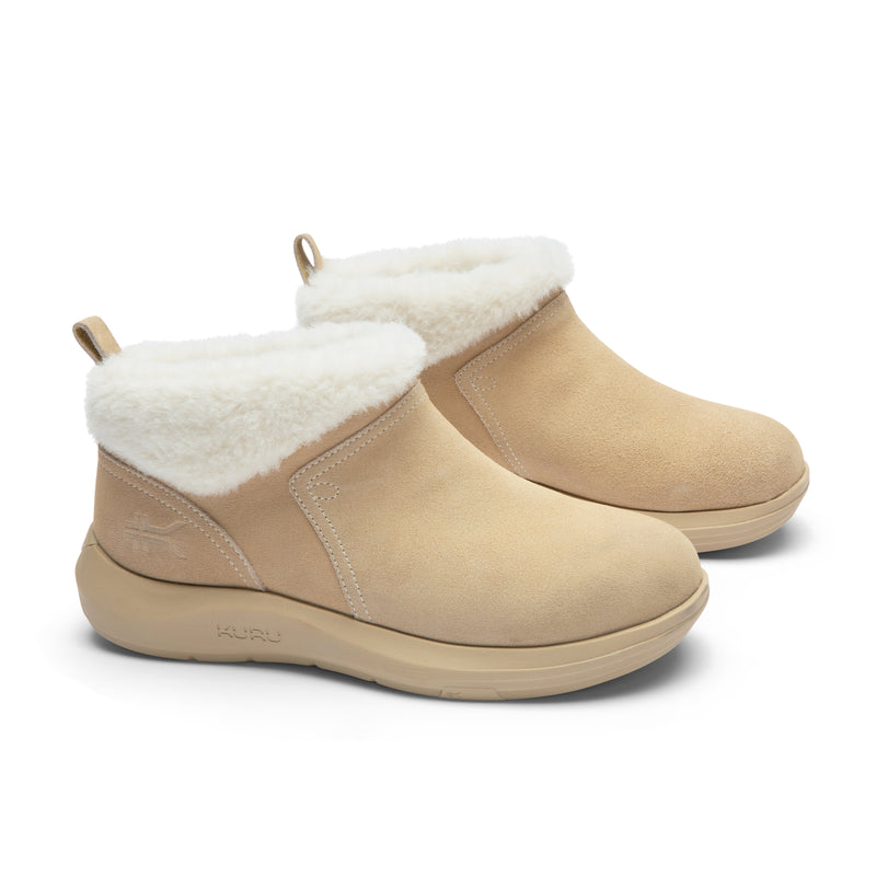 Pair of KURU DRAFT Lahti Women's Slipper in Lathi-Buff Tan, angled view.