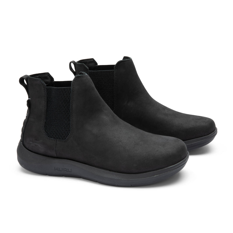 Pair of KURU DRAFT Salo Men's Slipper in Jet Black, angled view.