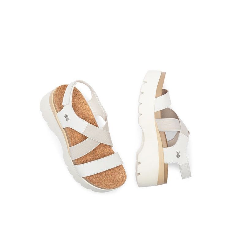 Close-up of the heel cup on the KURU LOMA Women's Sandal in Ecru-Sand.