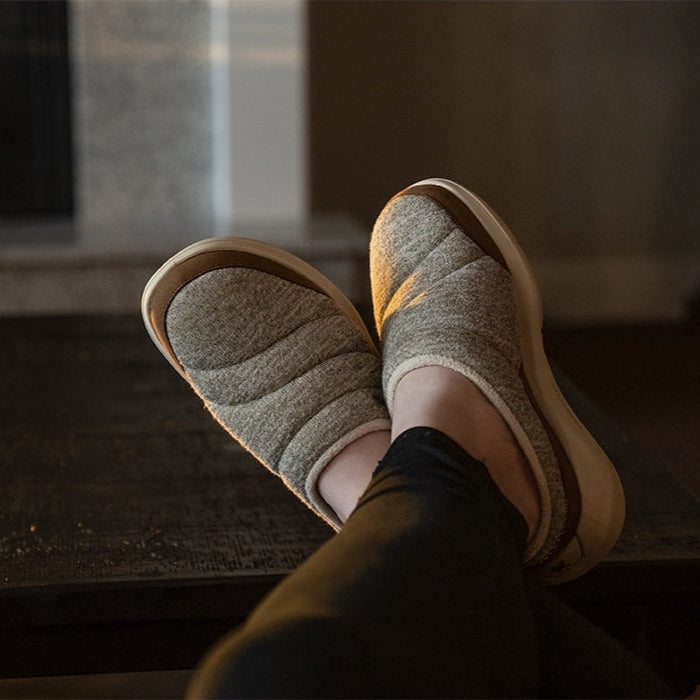 KURU DRAFT Rento Women's slipper in Oatmeal Sand.