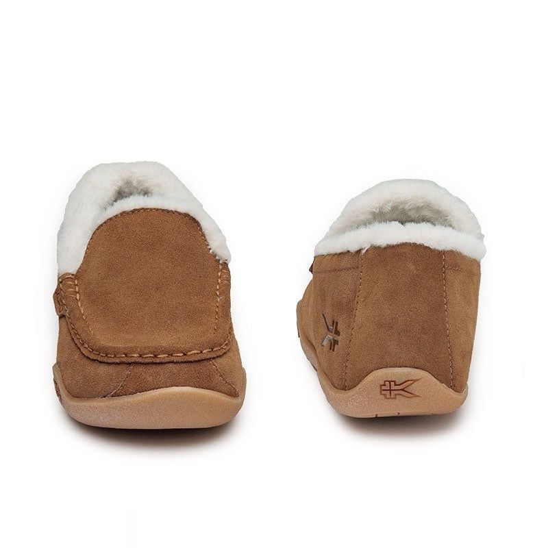 Back heel view of the KURU LOFT Men's Slipper in New-Chestnut-Gum.