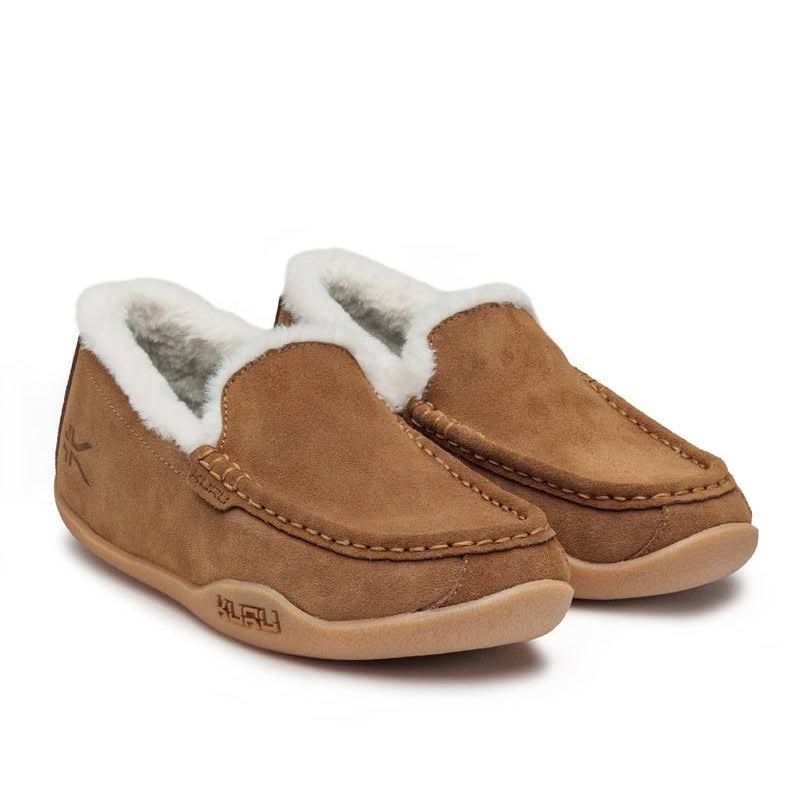 Pair of KURU LOFT Women's Slipper in Chestnut-Gum, angled view.