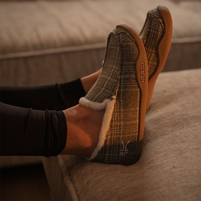 Angled profile view of the KURU LOFT Women's Slipper in Gray Plaid-Capuccino.