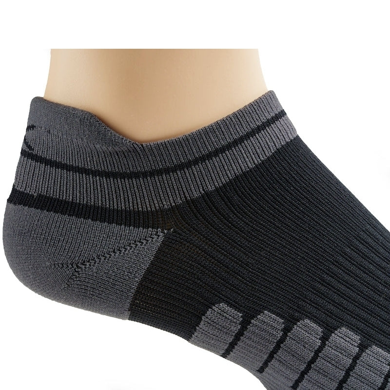 KURU SPARC 2.0 Ankle Socks in Black.
