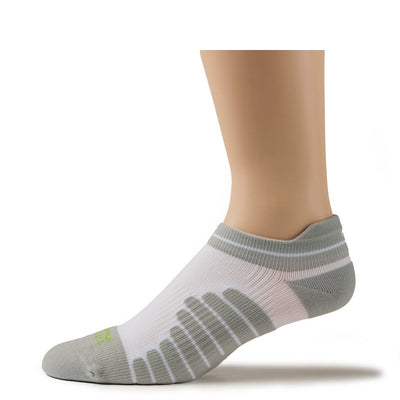 KURU SPARC 2.0 Ankle Socks in White.