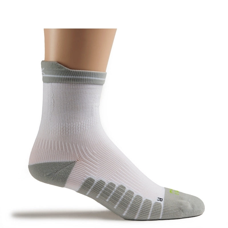 KURU SPARC 2.0 Crew Socks in White.