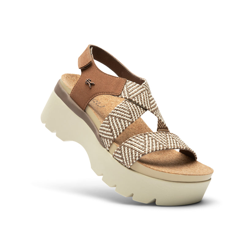 Angled profile view of the KURU LOMA Women's Sandal in Molasses Brown-Ashwood.