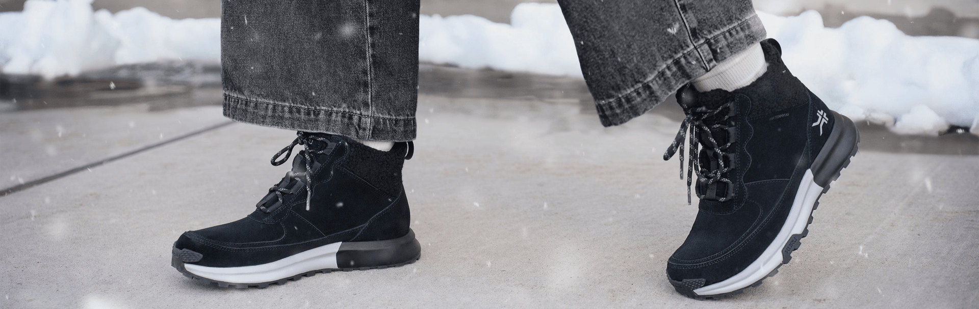 KURU ATOM Women's sneaker in Lumi, ideal for winter street wear.