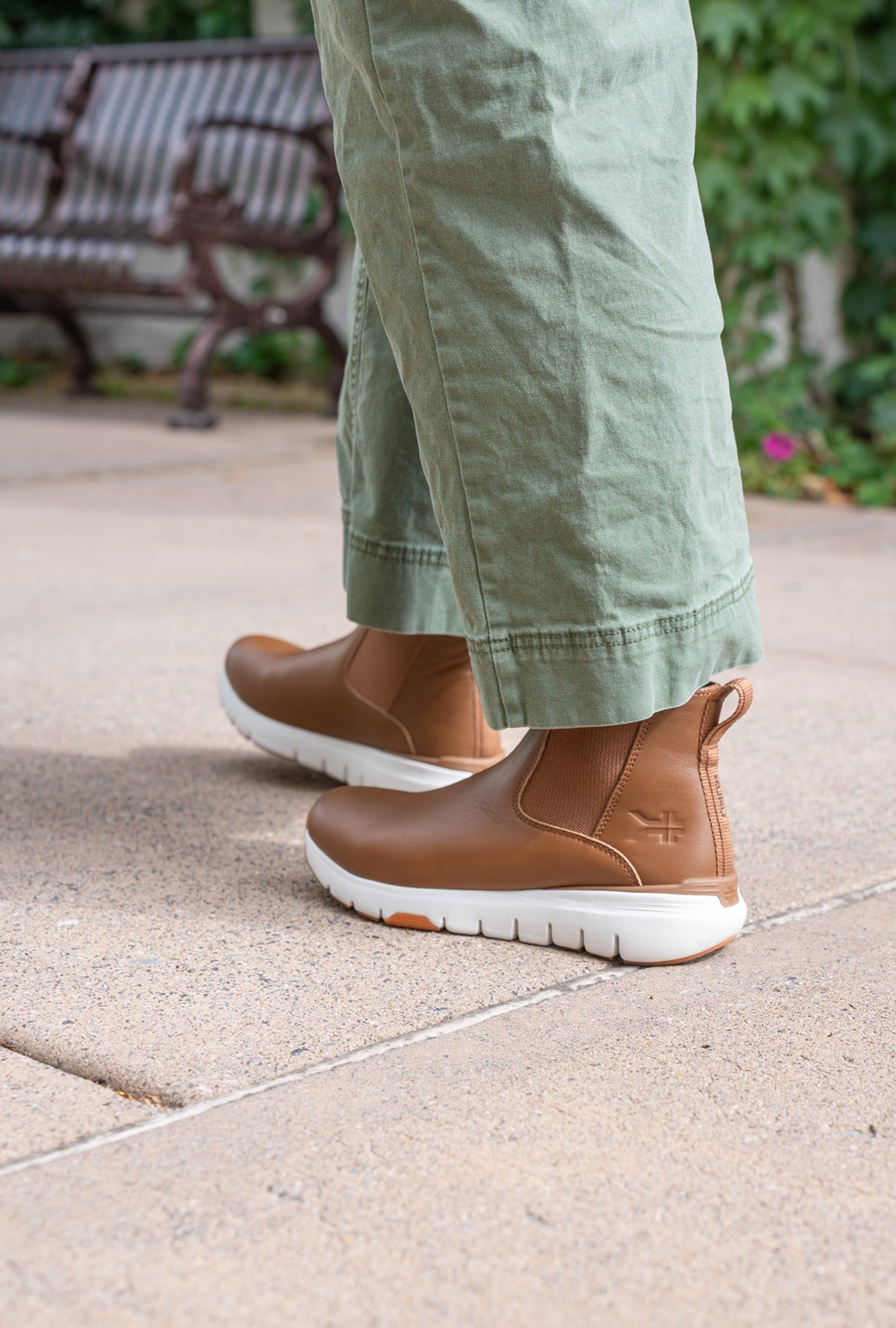 KURU footwear collection in chestnut brown and white, ideal for fall activities.