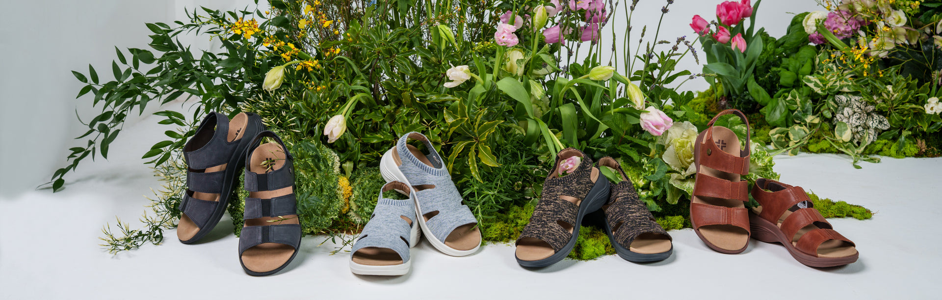 KURU CODA Women's shoes shown in a collection overview, ideal for everyday comfort.